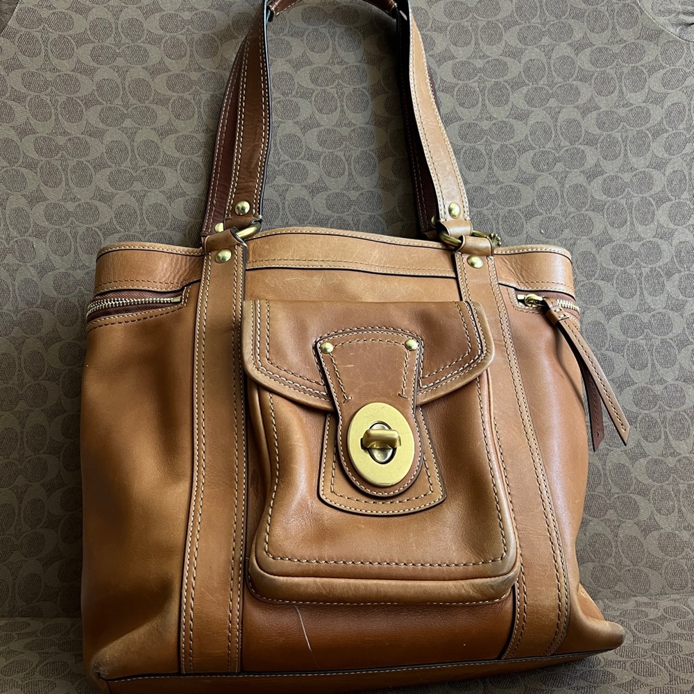 Vintage Coach Gigi Turnlock Vachetta Leather Tote
